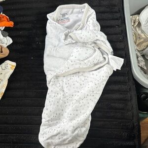 Swaddle Blanket Sleep Sack - White with Light Gray Stars